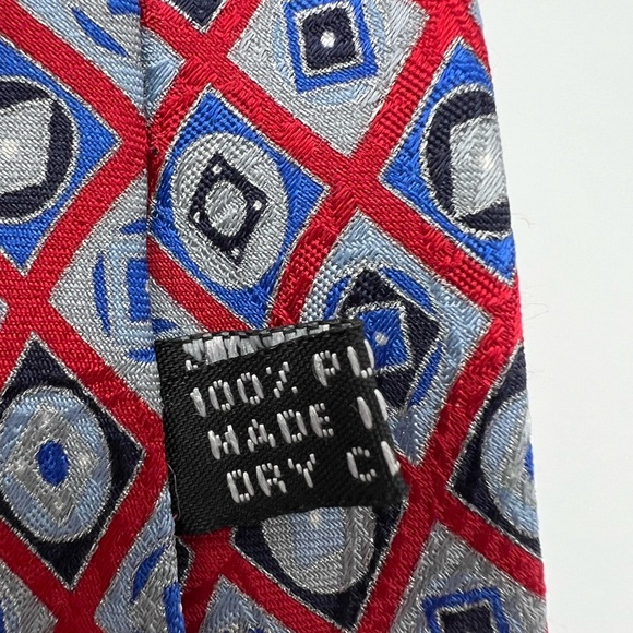 Vintage Stefano Ricci 100% Silk Tie Red Gray Silver Blue Black Geometric Pattern - Picture 5 of 7